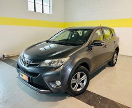 Toyota RAV 4 RAV4 2.0 D-4D 4WD Style White Ed.