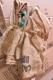 Sacchi in iuta aperti