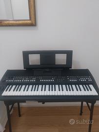tastiera Yamaha psr-sx600 digitale 