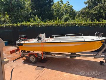 BARCA 4,30 m + CARRELLO + MERCURY 25 CV 2T