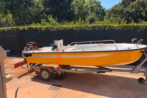 BARCA 4,30 m + CARRELLO + MERCURY 25 CV 2T