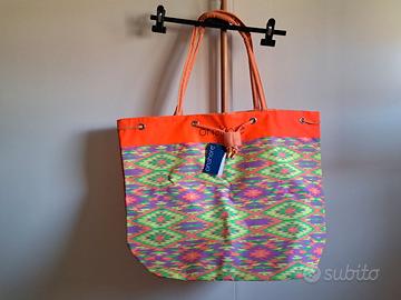 Borsa mare ampia nuova con cartellino Onshore