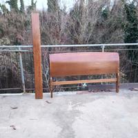 Letto in noce massiccia