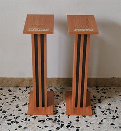 Stand supporti piedistalli casse su misura