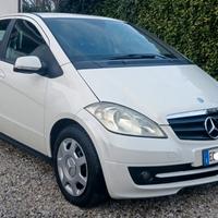 Mercedes A 160 diesel 2011 82cv UNICOPR