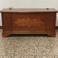 Cassapanca in legno massello stile classico