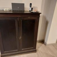 Mobile legno stile antico
