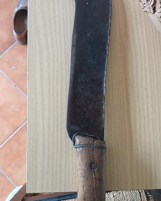 Antichissima roncola. "Angolo vintage"