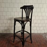 2 sgabelli alti stile Thonet