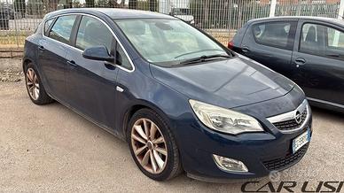 Opel Astra 5p 1.7 cdti Cosmo 110cv