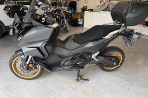 Honda forza 750 special edition 12 / 2024