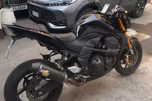 kawasaki Z750