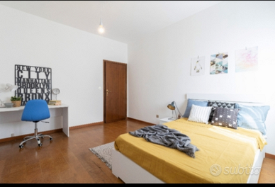 STANZA SINGOLA Di AMPIA METRATURA