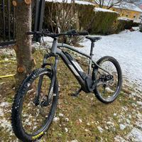 E-bike rockider e-st900