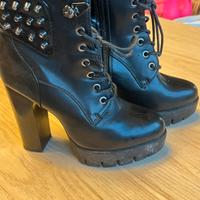 Stivaletti n 37 con borchie