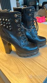 Stivaletti n 37 con borchie