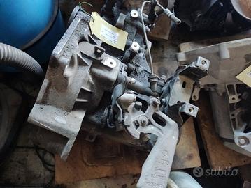 Cambio VOLKSWAGEN POLO 1422cc TDI del 2003