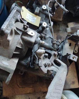 Cambio VOLKSWAGEN POLO 1422cc TDI del 2003