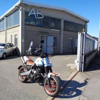 YAMAHA MT-03 *CAFE RACER* *COLORAZIONE GULF*