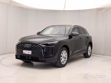 Audi Audi Q5 SUV Business TDI quattro 150 kW S tro