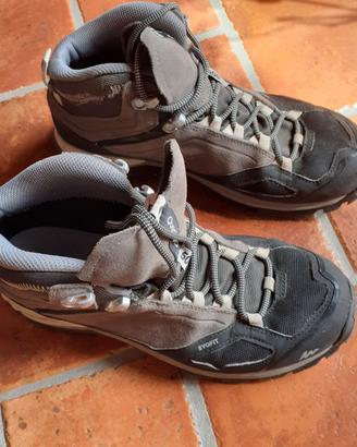 Scarponcini trekking n.40