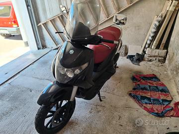 Beverly 125