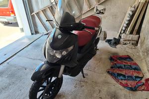 Beverly 125