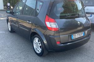 Renault Scenic Scénic 1.5 dCi/105CV Conquest