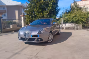 Alfa Romeo Giulietta 2015 1.4 170 cv 