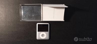 Apple iPod Nano 3ª Generazione 4GB Silver con acce