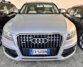 Audi Q5 2.0 TFSI hybrid quattro tiptronic Business