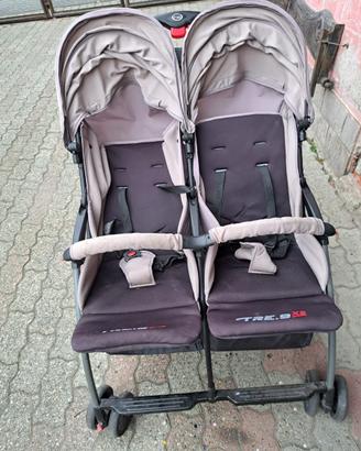 Passeggino gemellare-fratellare