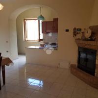 4 LOCALI A DURAZZANO