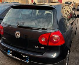 VOLKSWAGEN Golf 5ª serie - 2004