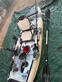 kayak da pesca a pedali