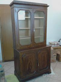 Credenza o libreria in legno