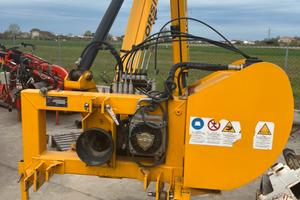 Braccio decespugliatore