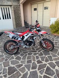 Hm Honda 50 derapage