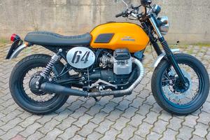 Moto Guzzi custom 2010, stile café racer.