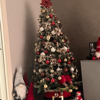 Albero di Natale innevato