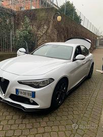 Alfa Romeo Giulia 2.2 Turbodiesel -Full Kit Maxton