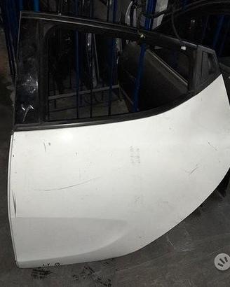 Porta Posteriore Sinistra Per Lancia Y 2016