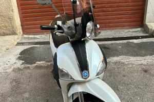 LIBERTY 50cc 4T ANNO 2010