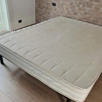Materasso memory foam + rete ortopedica a doghe