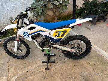 Husqvarna 350 versione Heritage