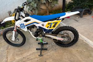 Husqvarna 350 versione Heritage