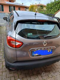 Nuova usata pochissimo captur 2005 dci