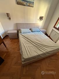 Camera matrimoniale completa con letto contenitore