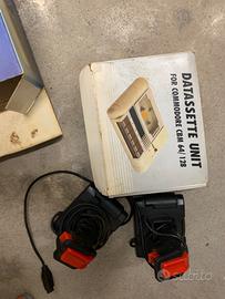 Datassette per Commodore e 2 Joystick