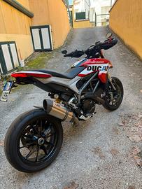 Ducati hypermotard 821